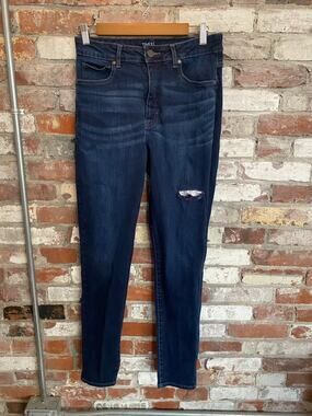 Time & Tru Women's Size 12 High Rise Distressed Skinny Jeans Dark Wash Stretch